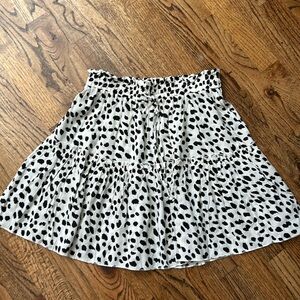 Black & white skirt